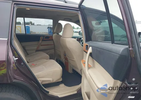 2011 Toyota Highlander Base V6 из США, поврежденный, VIN 5TDBK3EH7BS067326